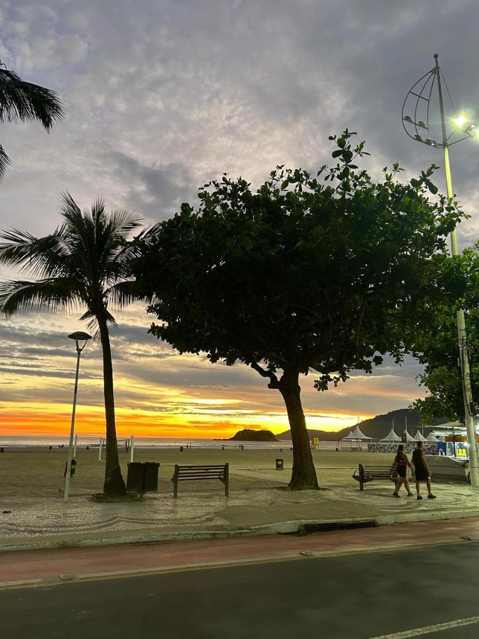 Avenida Atlantica, Beira Mar, Pe Na Areia Daire Balneario Camboriu Dış mekan fotoğraf